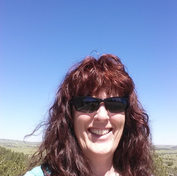 Meet your Posher, Pamela - Picture 1 of 1